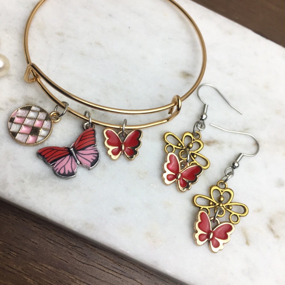 ✨RED STUNNING GOLD BUTTERFLY BRACELET EARRINGS SET